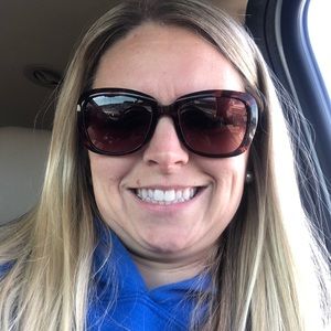 Meet your Posher, Samantha